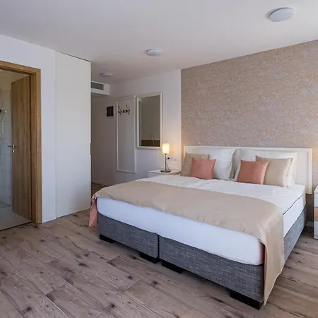 Füred Centrum Panzió 4* Balatonfüred