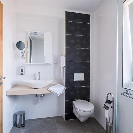 Füred Centrum Panzió Frühstückspension 4*