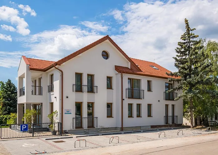 Fuered Centrum Panzio 4*