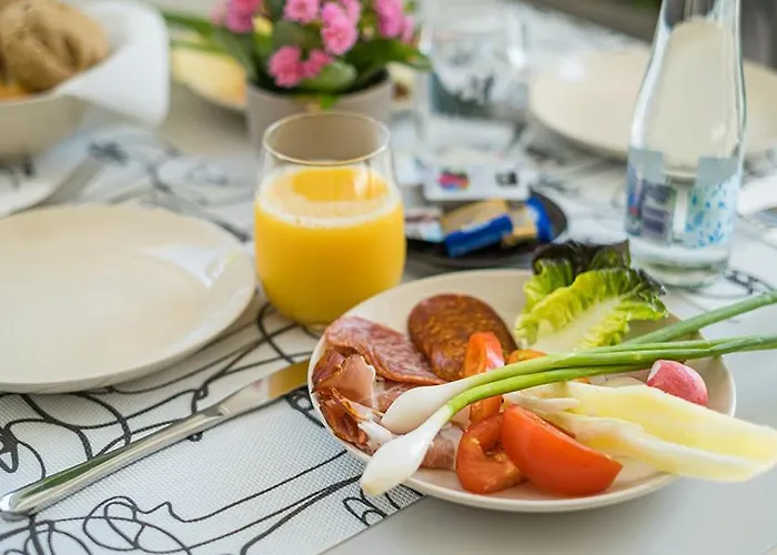 Bed & Breakfast Fuered Centrum Panzio 4*